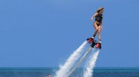 Đà Nẵng trình diễn flyboard trên biển